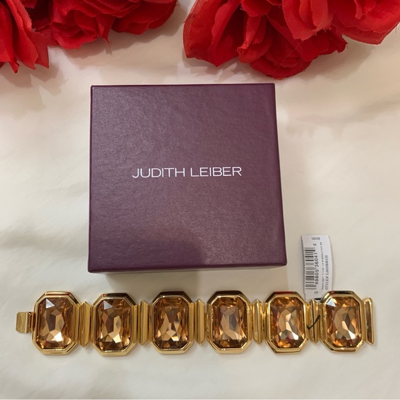 $595 Brand New Judith Leiber papaya gem bracelet - Picture 5 of 9